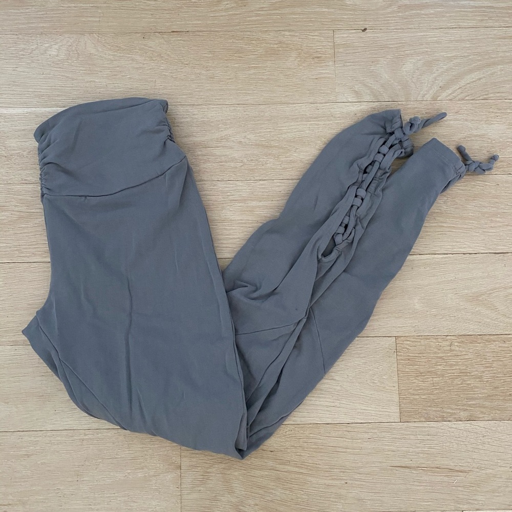 Gray Synergy Leggings